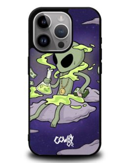 Alien Cowby Co iPhone 15 , 15 Pro , 15 Plus , 15 Pro Max Case FZI0002